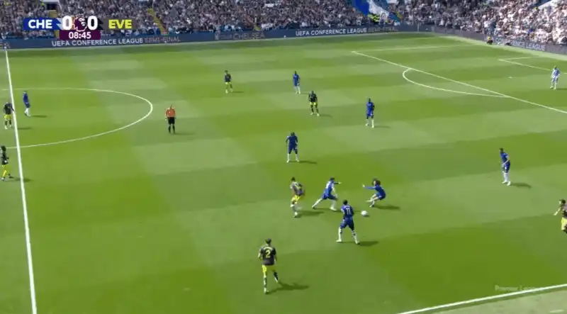 2d272862-6e88-499f-8f82-efc44f0f9e3d_800