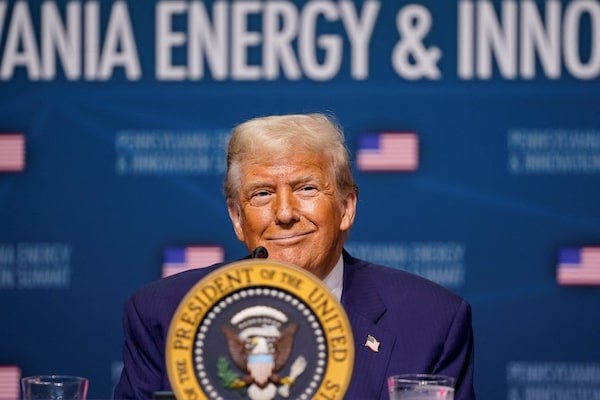 Trump joins tech, energy executives for summit as administration pushes AI  expansion - The Globe and Mail