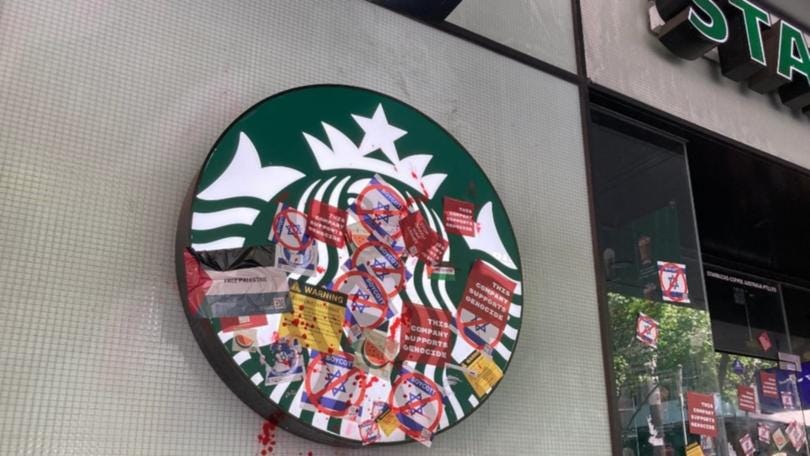 Starbucks con pérdidas de hasta 11 billones de dólares, ¿por boicot? | El  Cuarto Poder