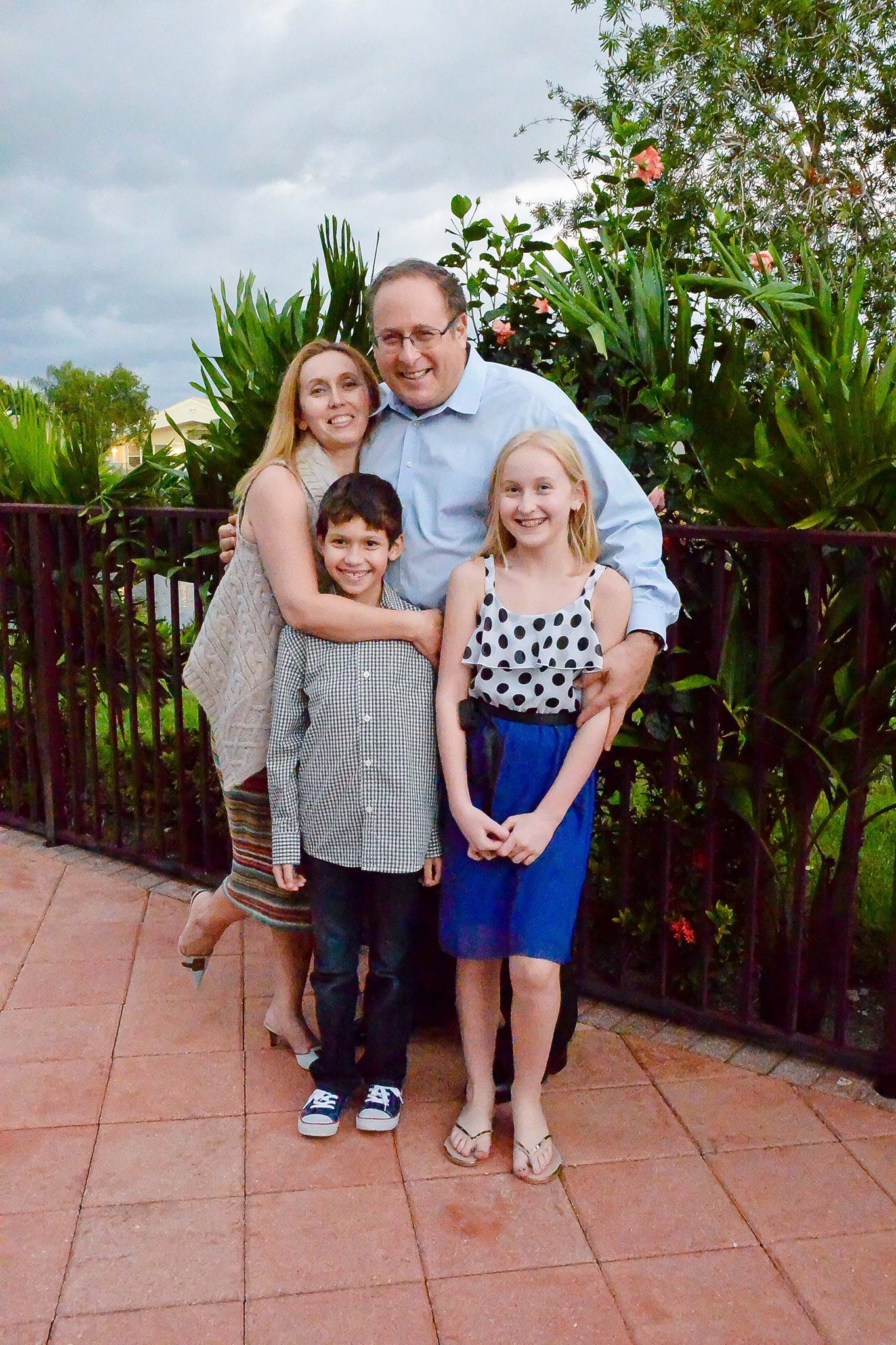 The family Randy Shochet abandoned.