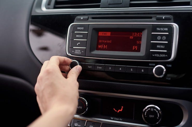 Car radio 2017 billboard 1548