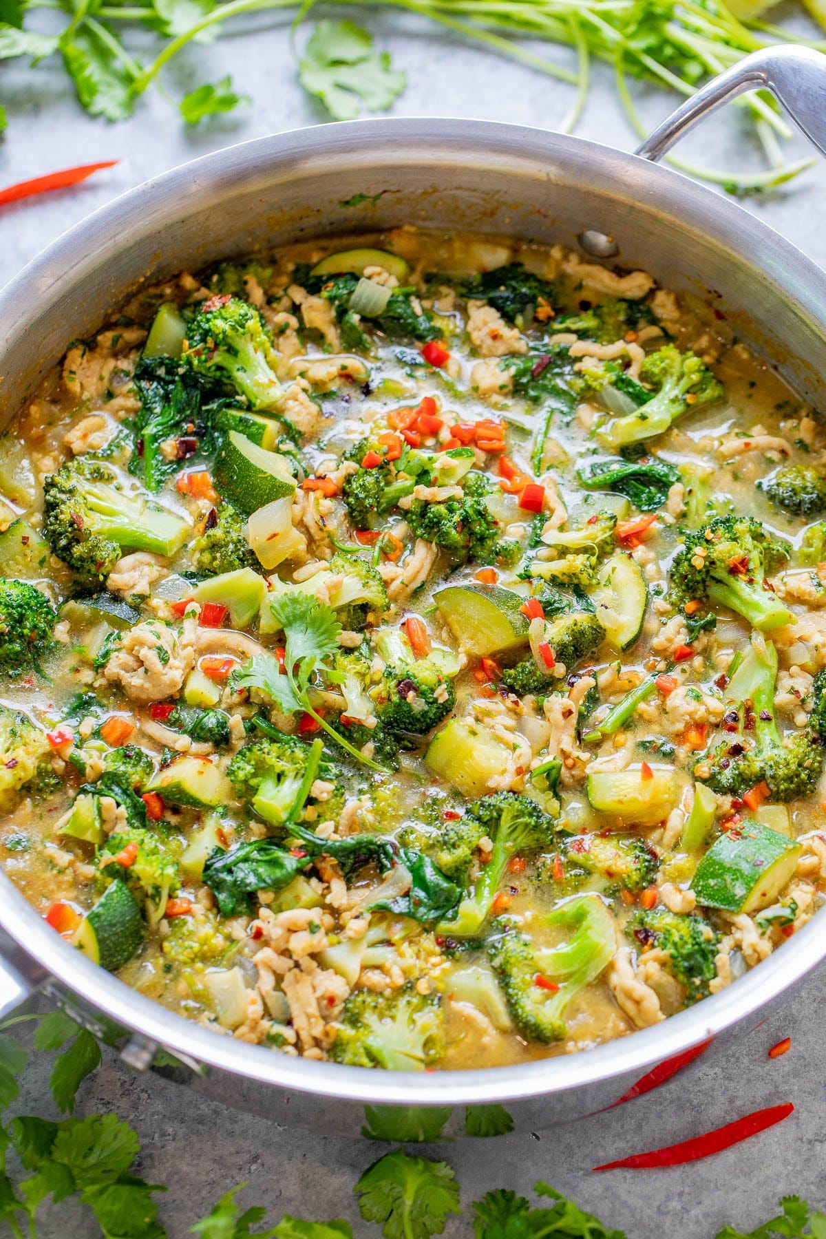 Ground Chicken Green Thai Curry - 💚 Skip takeout and make this EASY, one-skillet green curry with ground chicken and an array of healthy vegetables! Ready in under 30 minutes, great for busy weeknights, and tastes BETTER than from a Thai restaurant! Healthy yet hearty comfort food that tastes AMAZING and is naturally gluten-free. Ground Chicken Green Thai Curry - 💚 Skip takeout and make this EASY, one-skillet green curry with ground chicken and an array of healthy vegetables! Ready in under 30 minutes, great for busy weeknights, and tastes BETTER than from a Thai restaurant! Healthy yet hearty comfort food that tastes AMAZING and is naturally gluten-free.