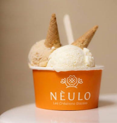 ☀️ Alerte canicule à Paris !🍦 Pour vous rafraîchir, découvrez nos glaces  artisanales fabriquées en Provence. Et si vous hésitez entre un cornet et  un pot… prenez les deux. 😏 Amande grillée