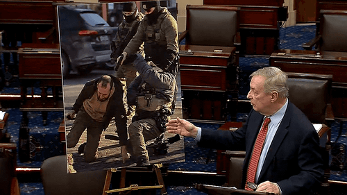 'Photo tells the story': Democrat senator uses fake image of Pretti shooting featuring headless agent