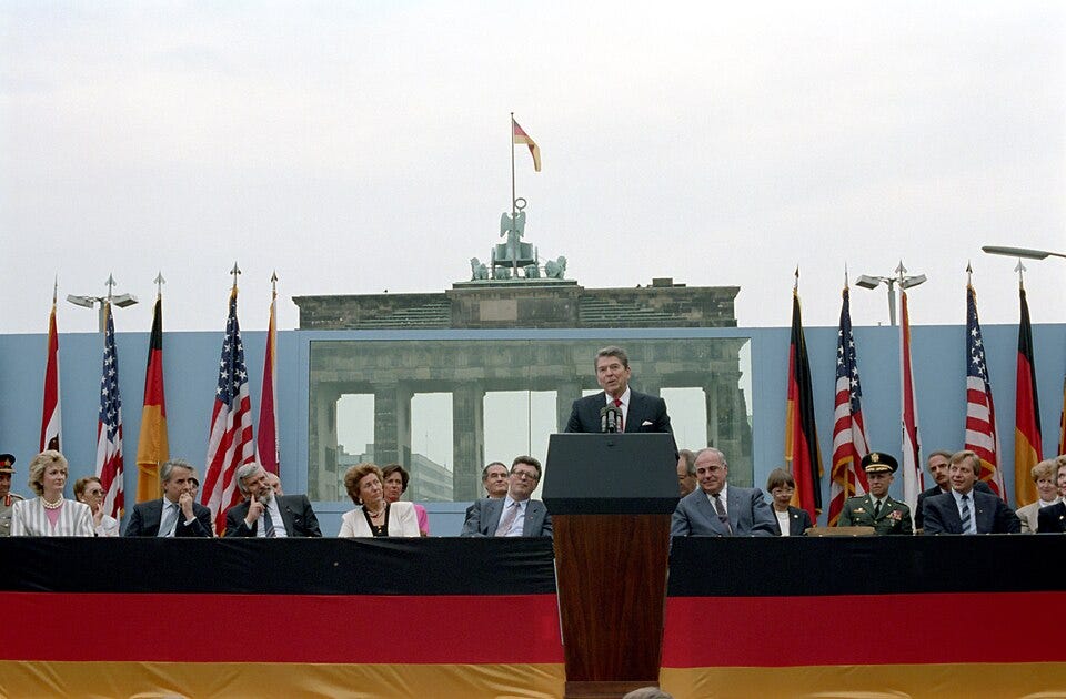 File:President Ronald Reagan making his Berlin Wall speech.jpg