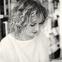 greta johnsen's avatar