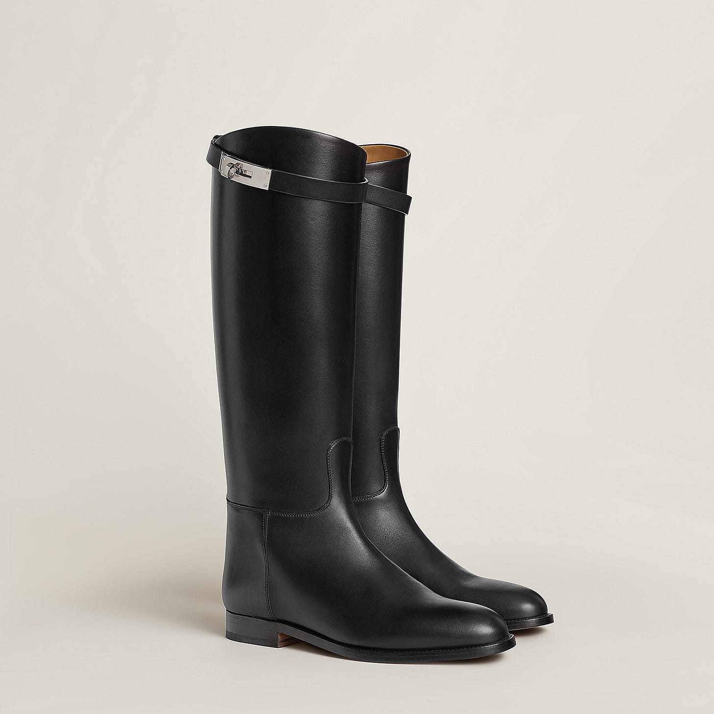 View: Worn, Jumping boot