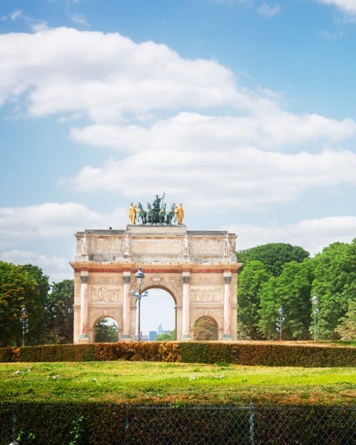May be an image of the Arc de Triomphe