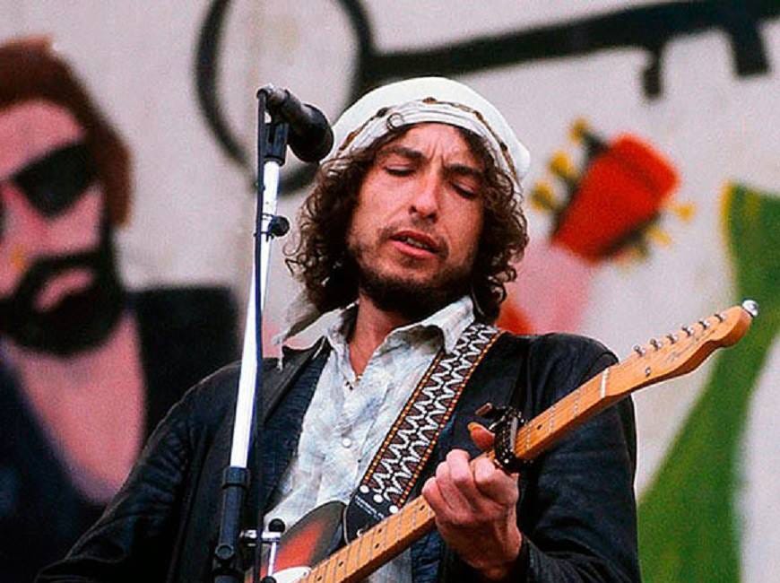 An Oral History of Dylan's 'Hard Rain' Concert