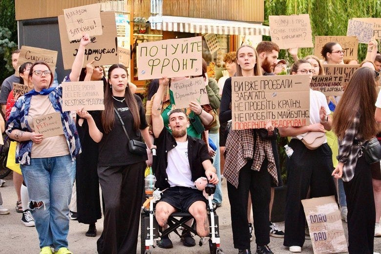 Kyiv protesters demand Fedorov’s return and Syrskyi’s dismissal Kyiv protesters demand Fedorov’s return and Syrskyi’s dismissal