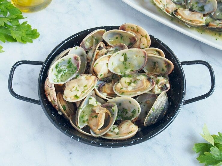 Almejas en salsa verde