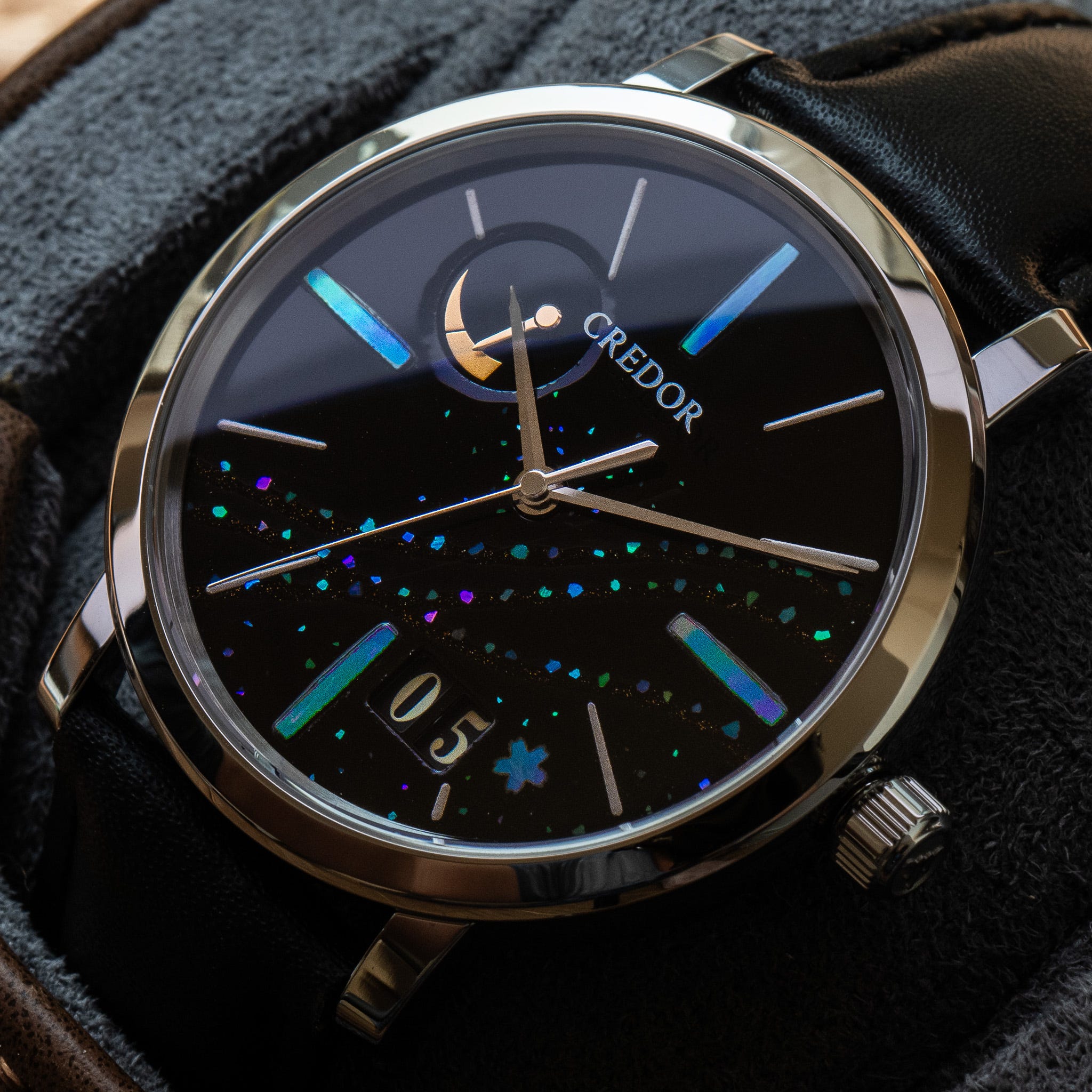 あきらCREDOR Seiko Rarely Uses Mother of Pearl, But When They Do