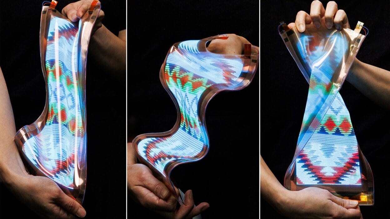 LG stretchable display
