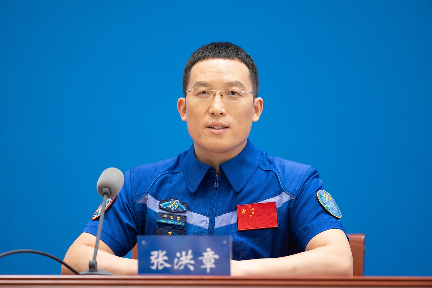 Zhang Hongzhang between words during his response to a reporter on August 5th 2026. Zhang Hongzhang between words during his response to a reporter on August 5th 2026.