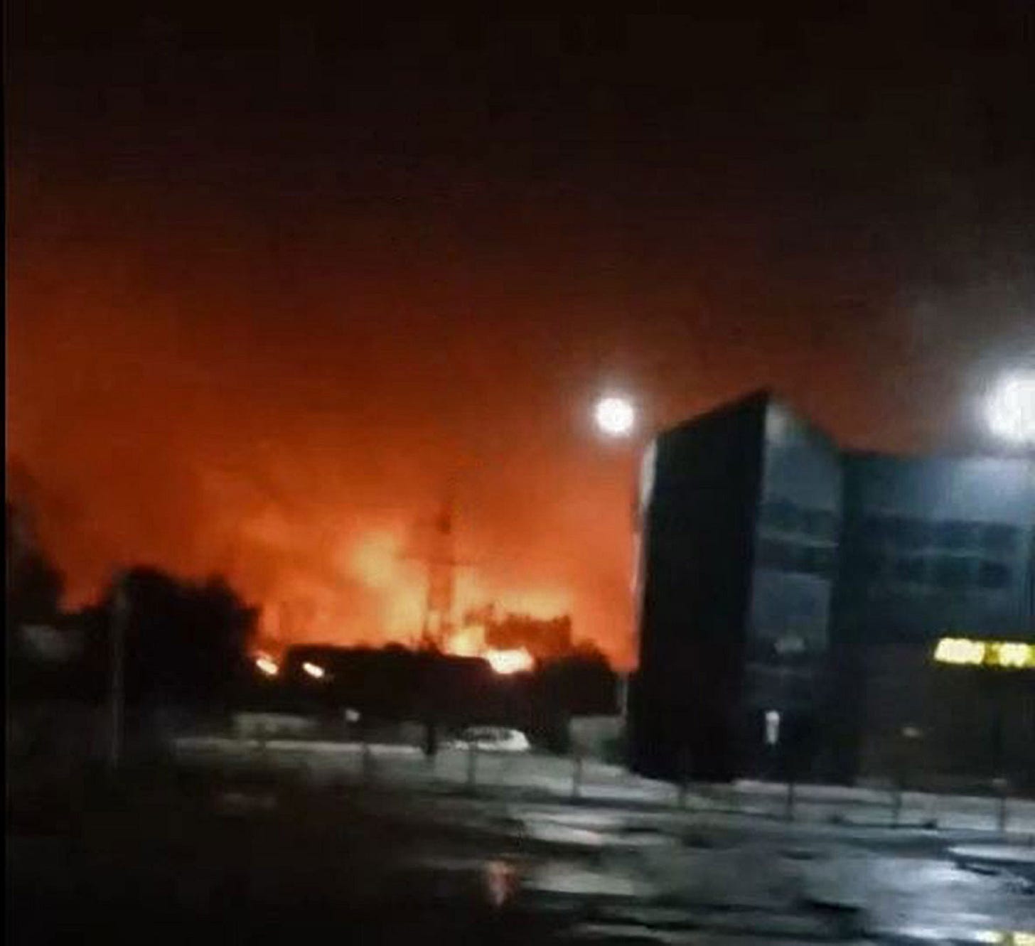 Ukrainian drones strike major Russian oil refinery near Moscow for sixth  time this year (video) - Euromaidan Press