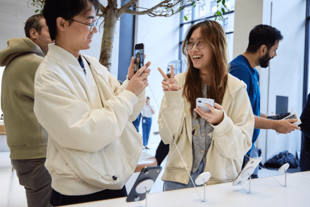 Apple Regent Street, London