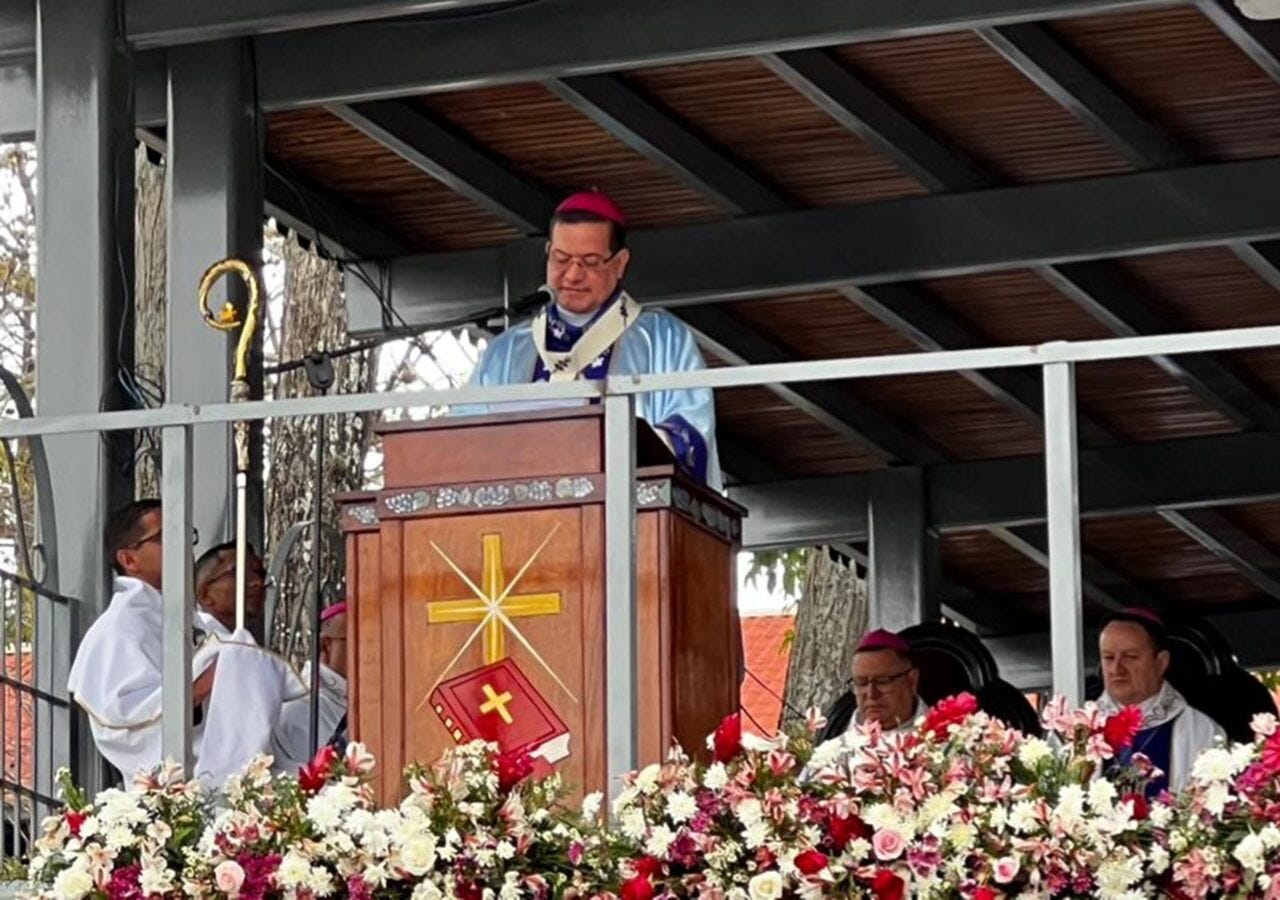 Arzobispo de Barquisimeto pide la libertad de los presos políticos en homilía de la Divina Pastora