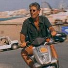 Clube #28 – Escrever viajando; ou viajar escrevendo? (feat. Angela Mansim)