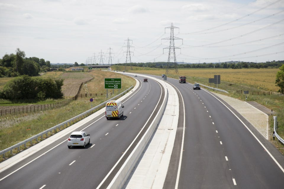 A picture of a dual carriageway A picture of a dual carriageway