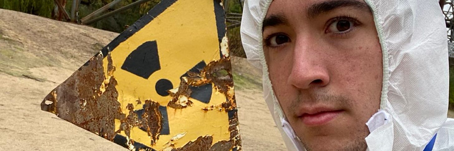 A person in a white hat and white cap

AI-generated content may be incorrect.