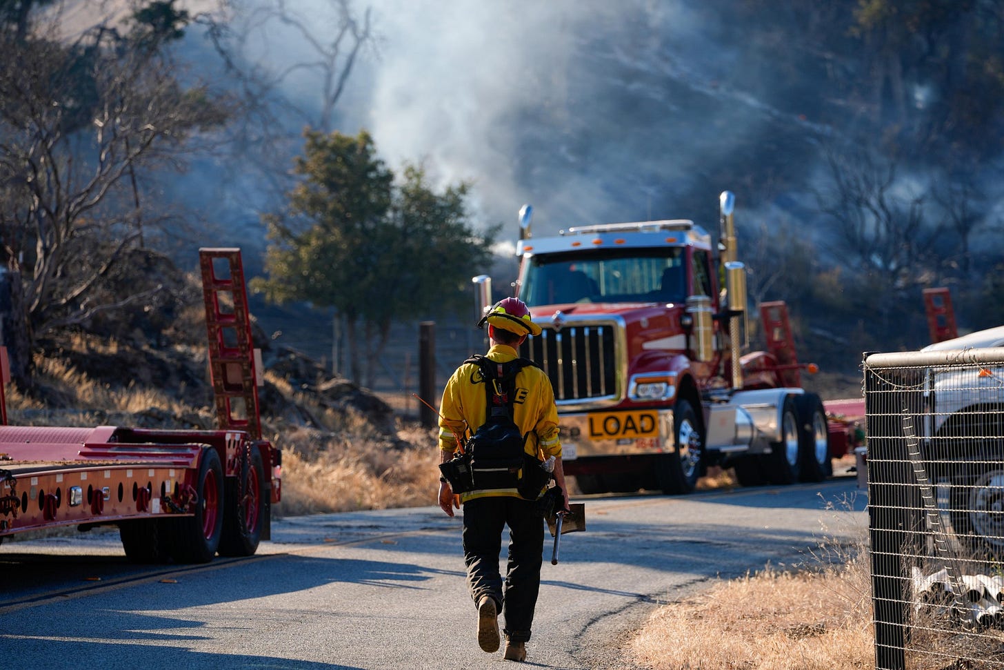 ‘Mines Fire’ of wildfire continues in Santa Clara County of California