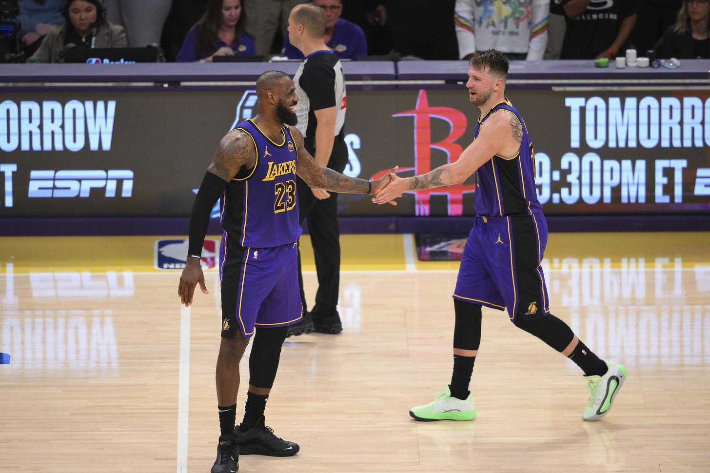 Luka Doncic and LeBron James can lead the Lakers to an NBA title - Los  Angeles Times