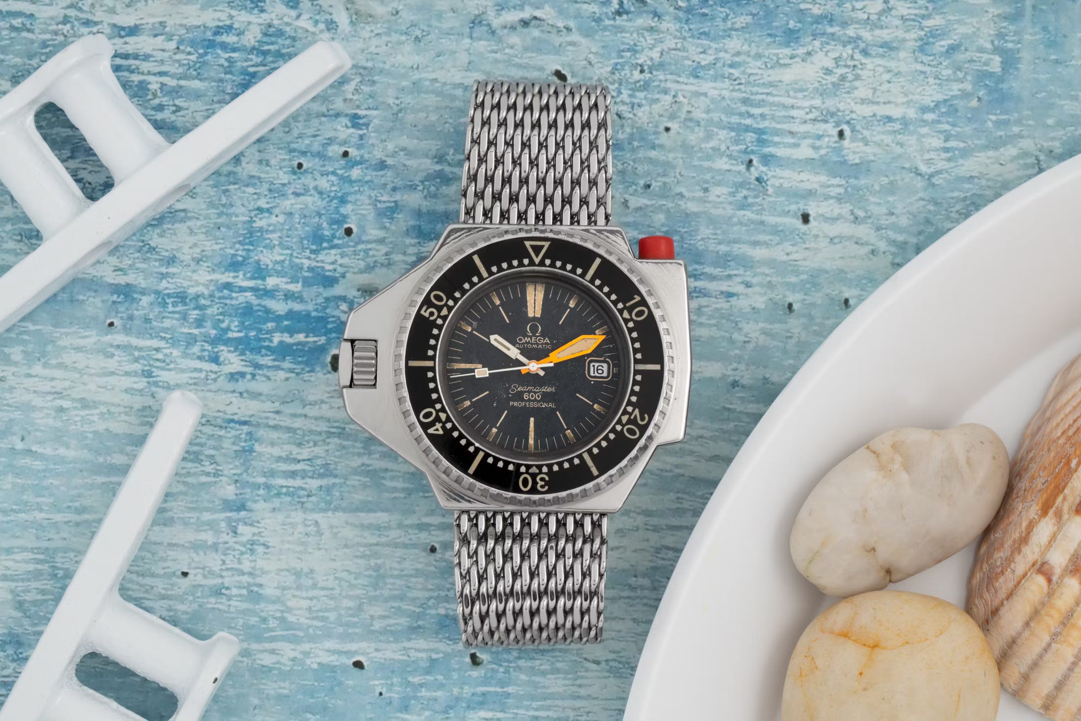 nside the Omega Ploprof 600: COMEX, Rolex, and the Deep Sea Arms Race