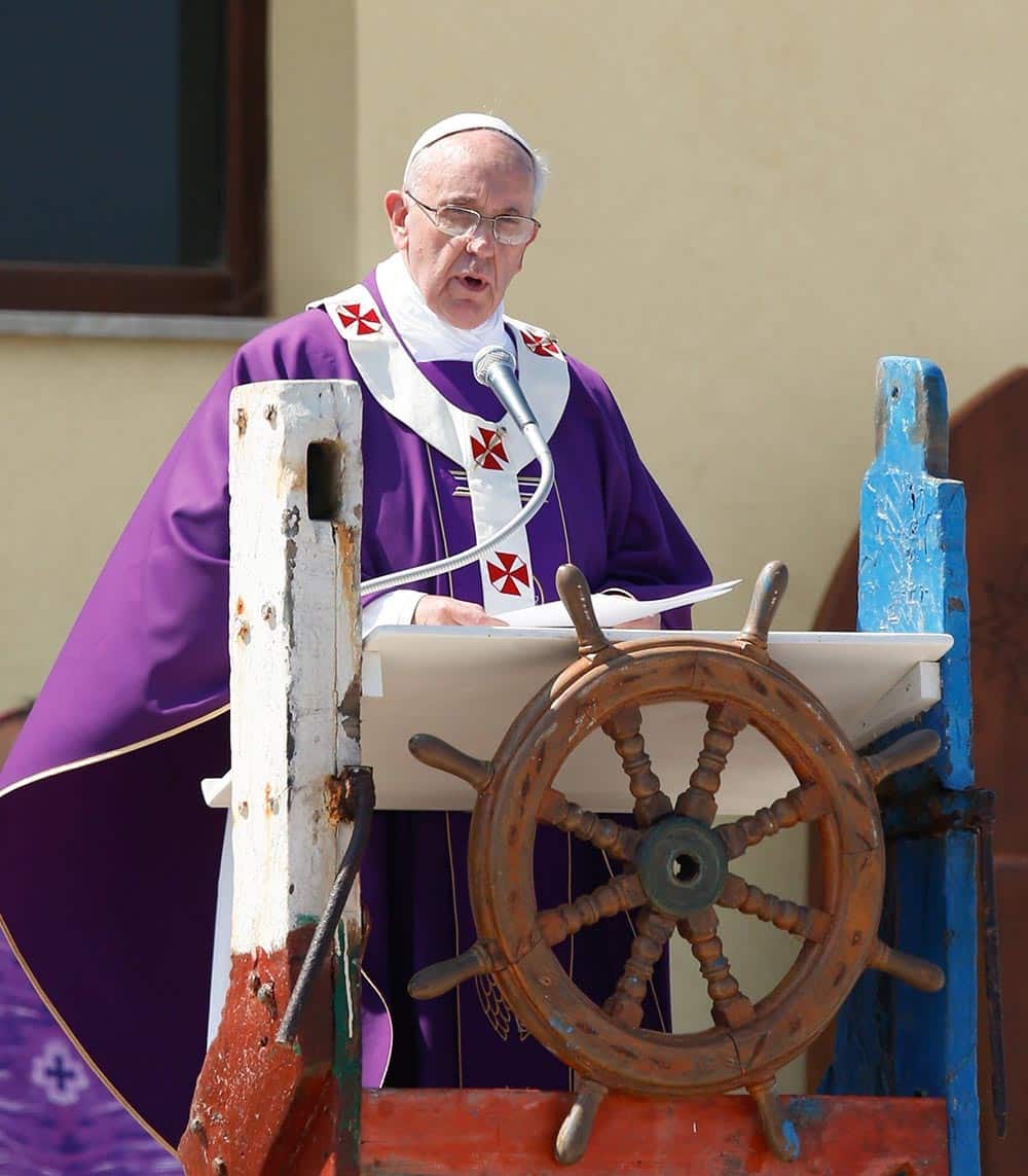 Pope: No one can be indifferent to 'silent massacres' of migrants Pope: No one can be indifferent to 'silent massacres' of migrants