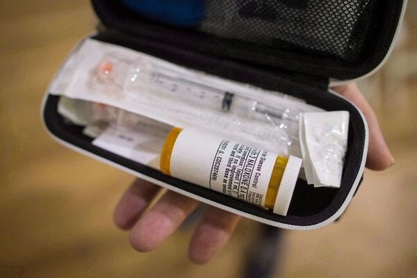 Toronto harm reduction workers call for robust safe supply program to prevent deaths - The Globe and Mail Toronto harm reduction workers call for robust safe supply program to prevent deaths - The Globe and Mail