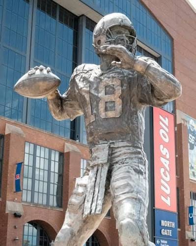 Beauty is in the details, and Lucas Oil Stadium has plenty of them! From the 9,100 pieces of exterior glass to the 16,000 tons of steel used in construction, every inch of
