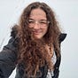 Maya Mae's avatar