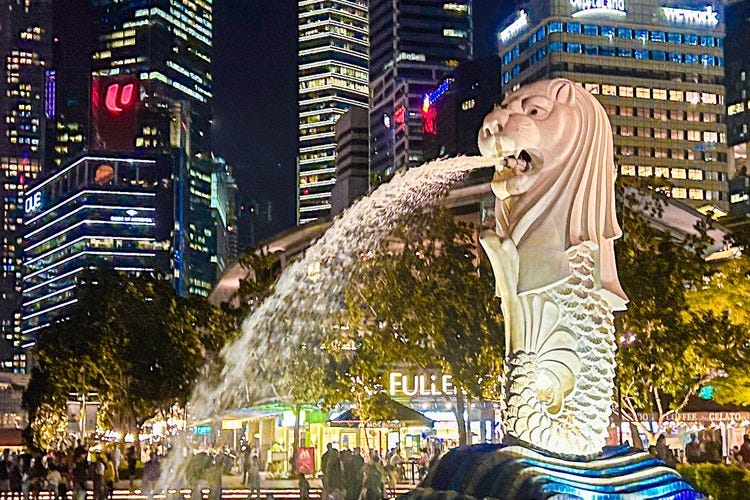 The Merlion, with the head of a lion and tail of a fish, is Singapore’s official mascot The Merlion, with the head of a lion and tail of a fish, is Singapore’s official mascot