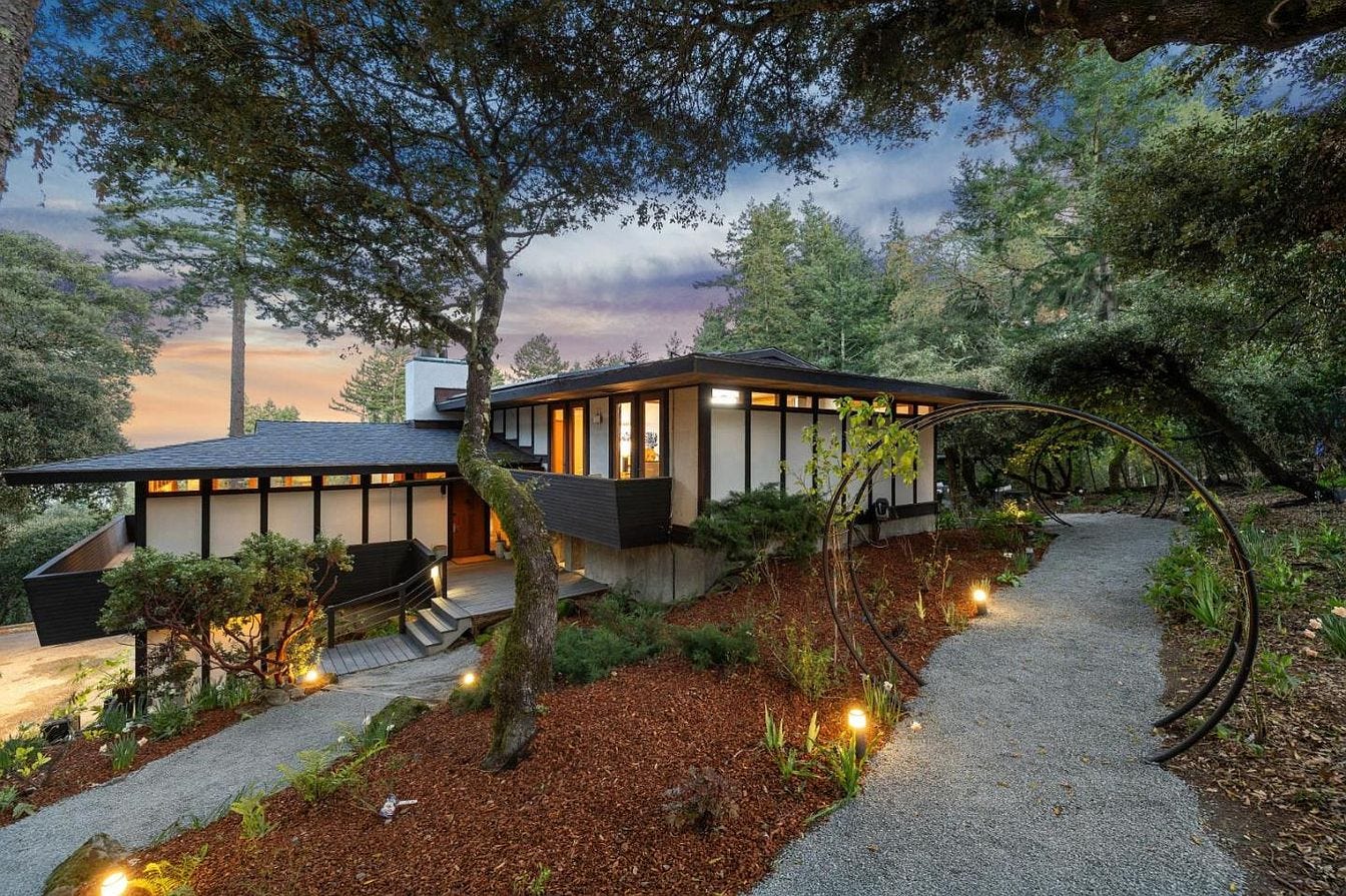 carousel photo #3 (MLS)