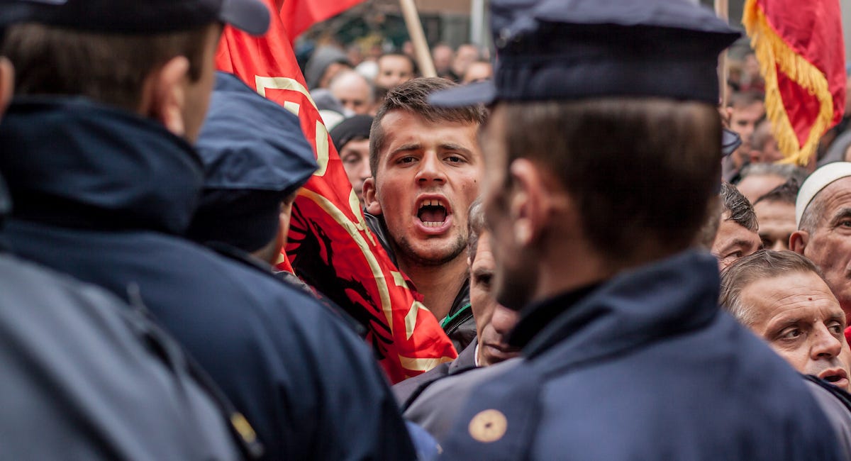 A po vritet UÇK-ja me dorën e ligjit?