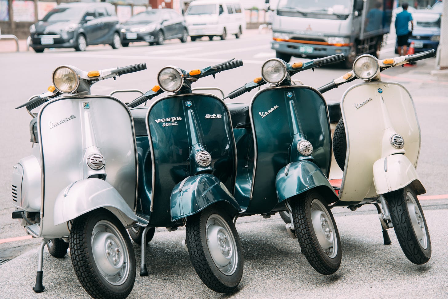 舊型 Vespa 與台灣機車記憶|來源:Masatada Ho / Wikimedia Commons(公有領域) 舊型 Vespa 與台灣機車記憶|來源:Masatada Ho / Wikimedia Commons(公有領域)