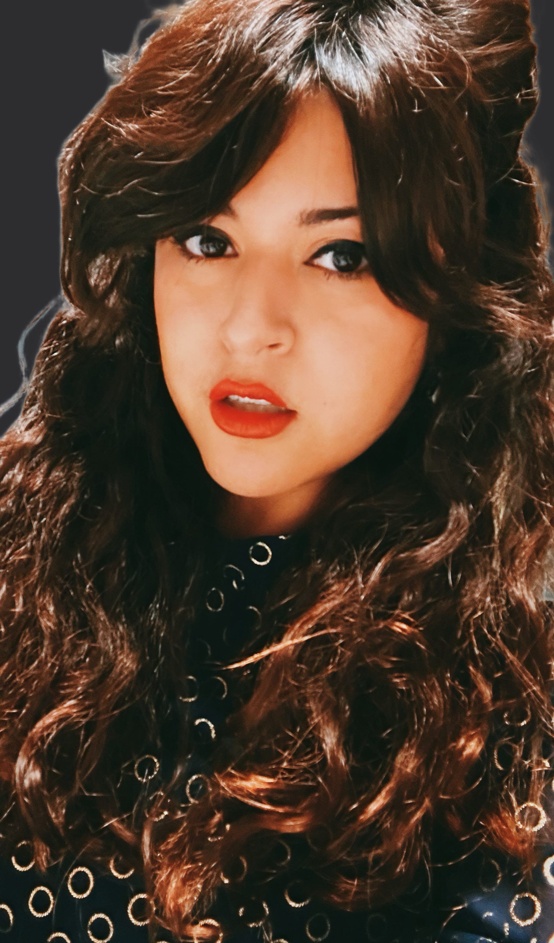 Itzel Cummings, Author 