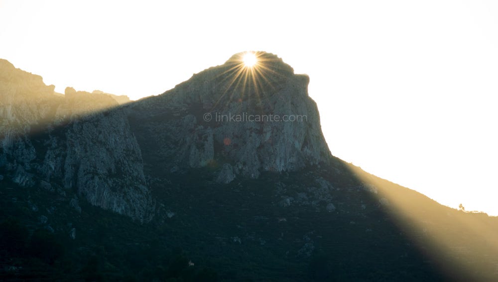 9 Rutas únicas para disfrutar del Otoño en la provincia de Alicante -  LinkAlicante