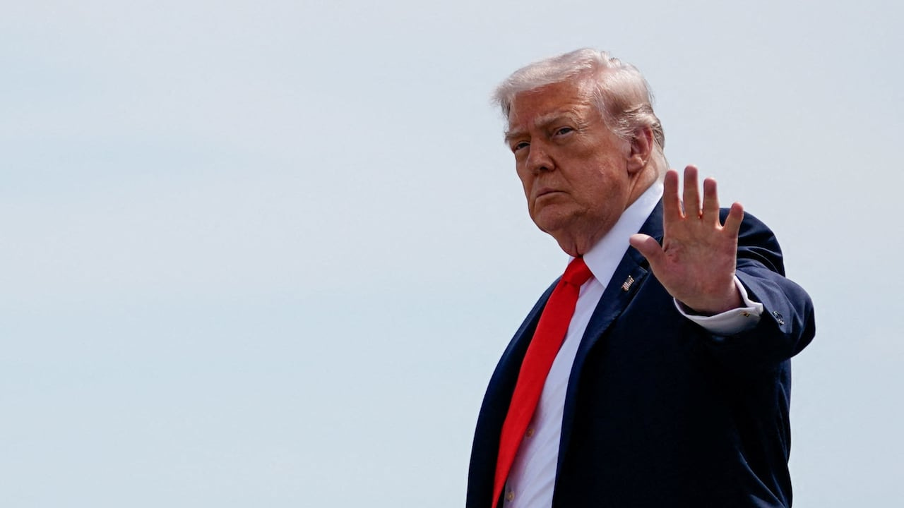 Trump tells U.S. Congress that ceasefire 'terminated' Iran conflict, as war  powers deadline arrives | CBC News