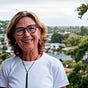 Rebecca Macfie's avatar
