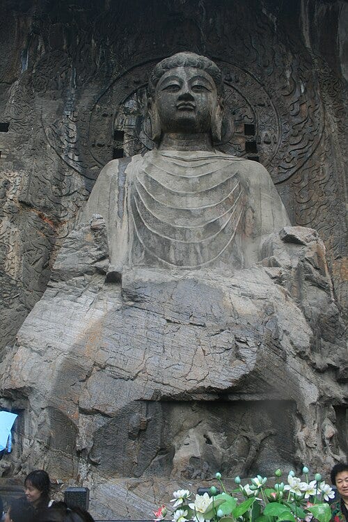 File:Vairocana Buddha, Fengxian Temple, Longmen Grottoes (10241143863).jpg