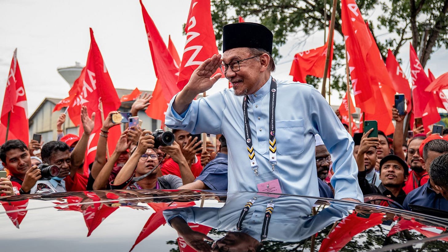 Malaysia's Anwar becomes prime minister, ending decades-long wait | CNN