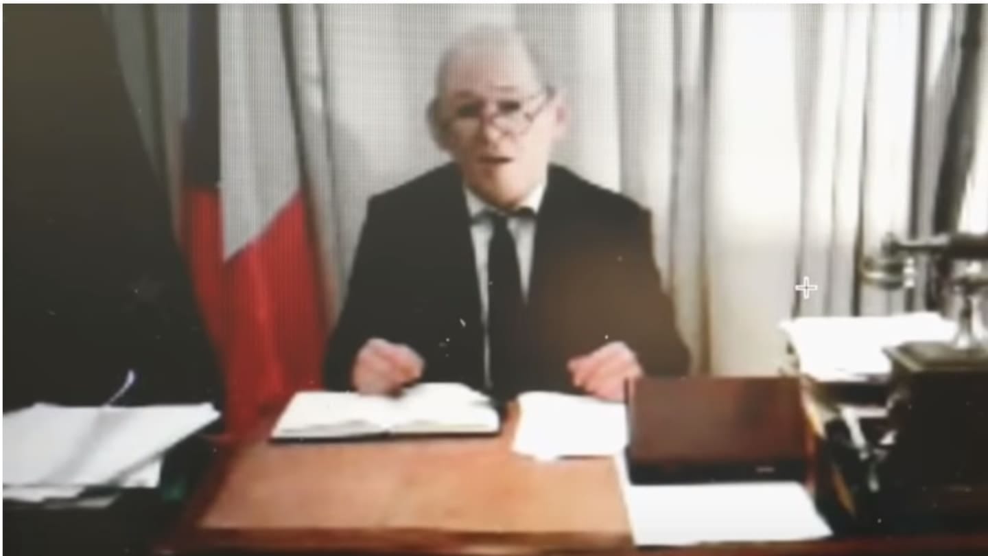 The imposters used elaborate masks to pretend they were the French foreign minister. Photo / File
