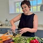 Dr Rebecca Jones's avatar