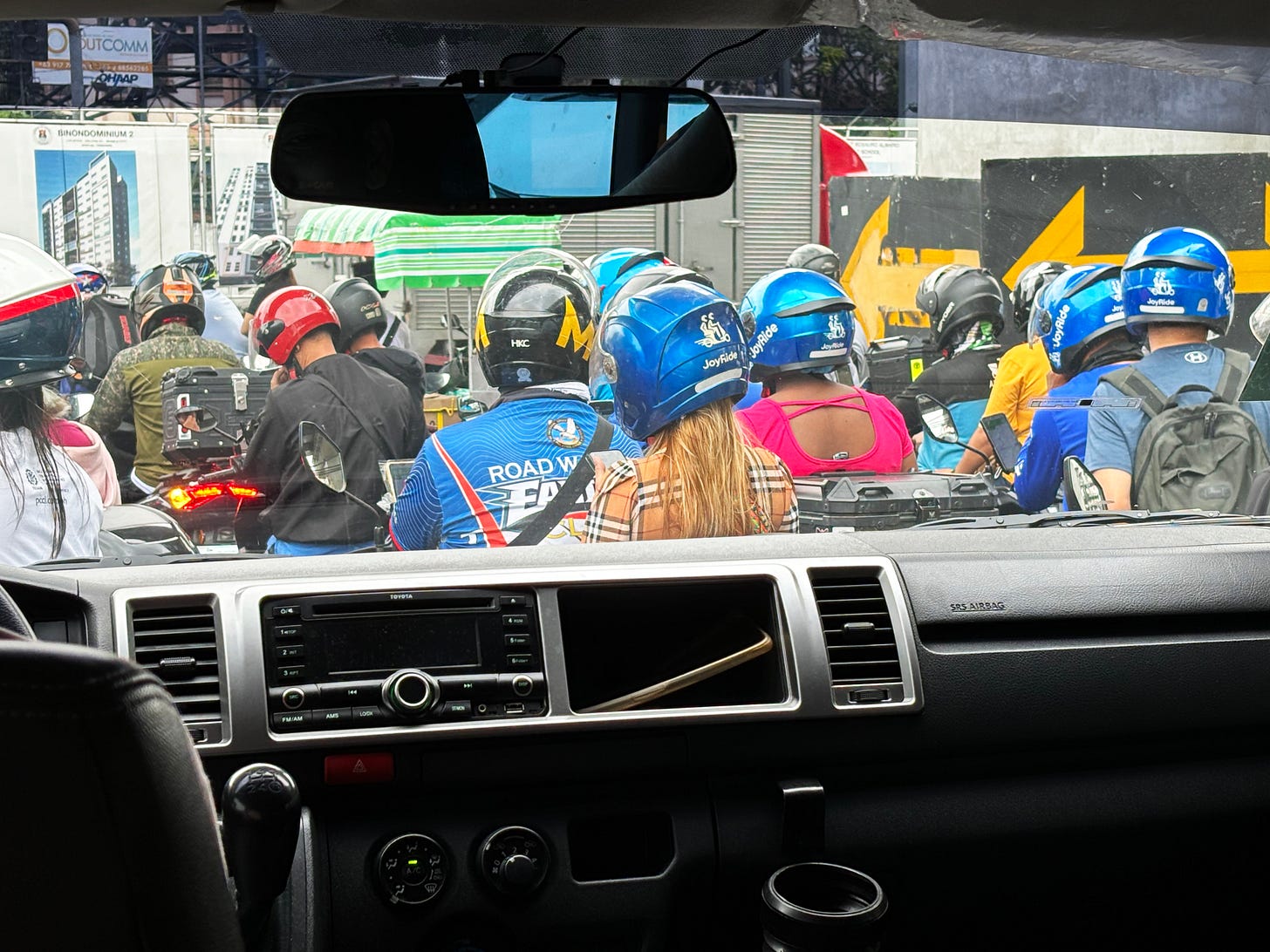 The Crowds of manila