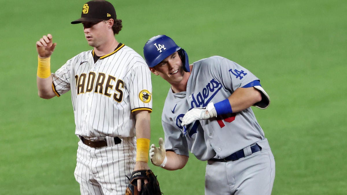 Dodgers catcher Will Smith makes franchise history as L.A. completes NLDS  sweep vs. Padres - CBSSports.com