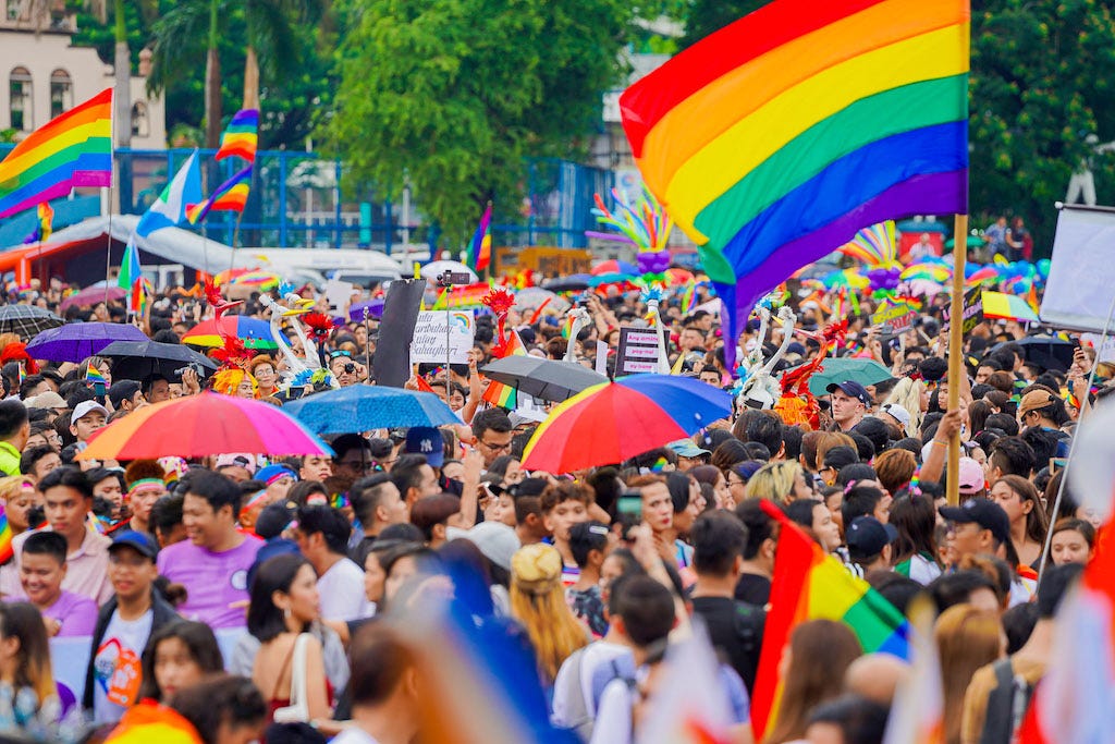"Pride is a protest" and the many narratives of this year's Pride March ...