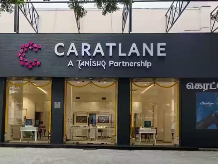 Top 7 CaratLane Alternatives You Should Check Out Before Buying Diamon - VARNIYA Top 7 CaratLane Alternatives You Should Check Out Before Buying Diamon - VARNIYA