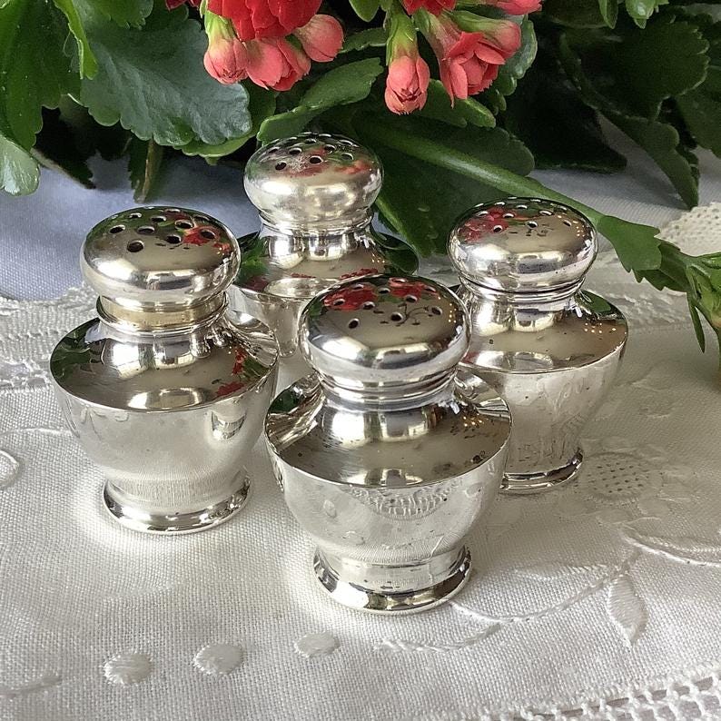 Quality sterling 1961 salt pepper individual salter shaker set image 0 Quality sterling 1961 salt pepper individual salter shaker set image 0