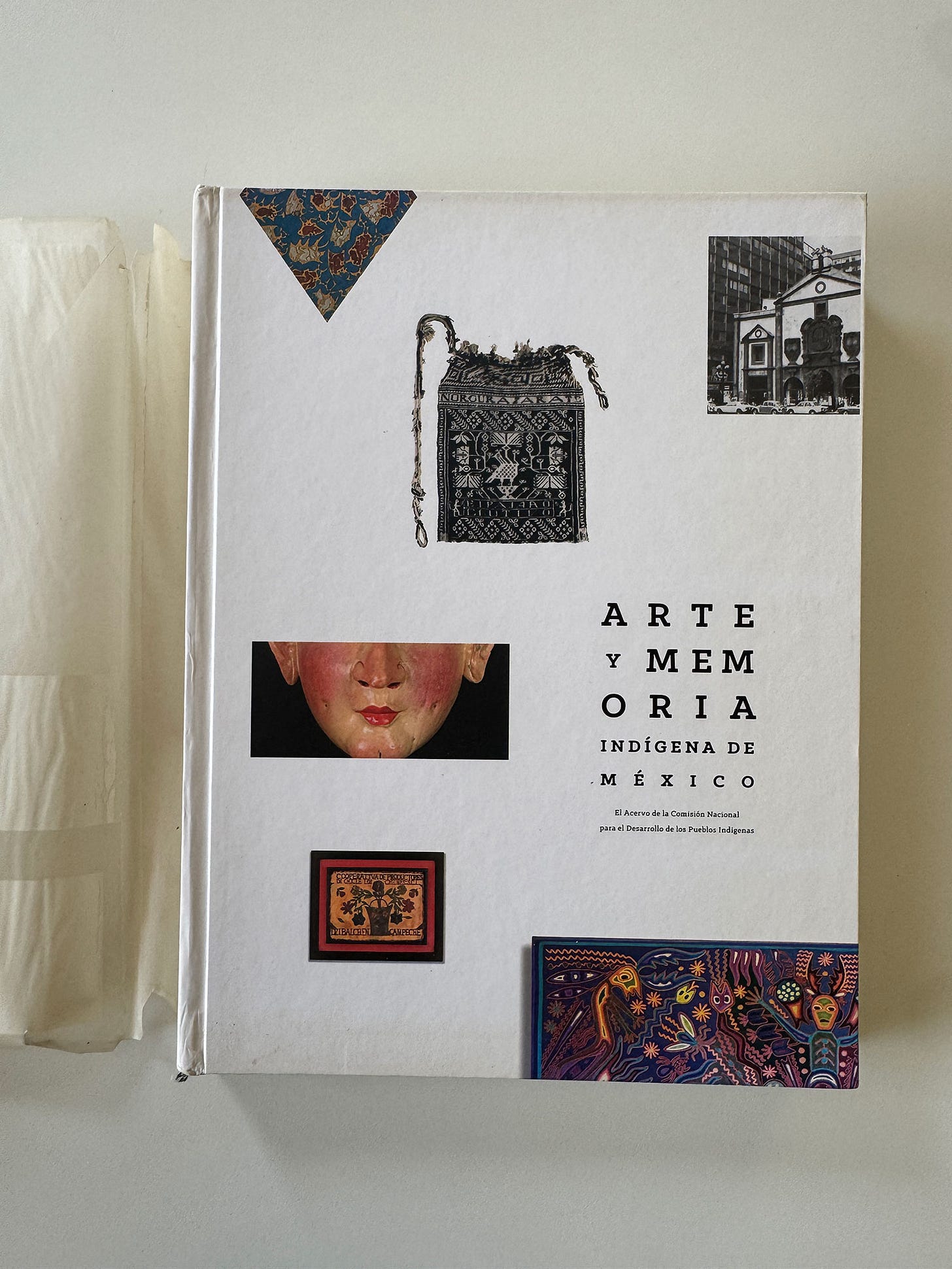 Book ‘Arte y Memoria: Indigena de Mexico’ Book ‘Arte y Memoria: Indigena de Mexico’