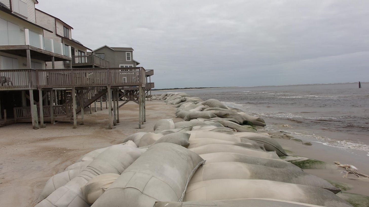 https://www.weather.gov/images/mhx/Matthew-Topsail1.jpg https://www.weather.gov/images/mhx/Matthew-Topsail1.jpg